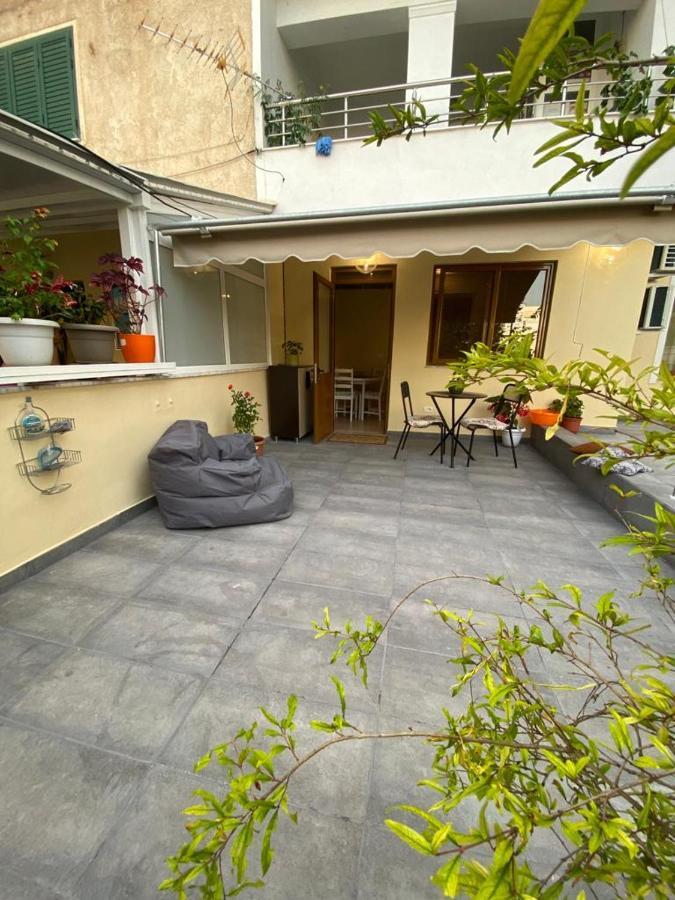 Saranda Beach Apartment Exteriör bild