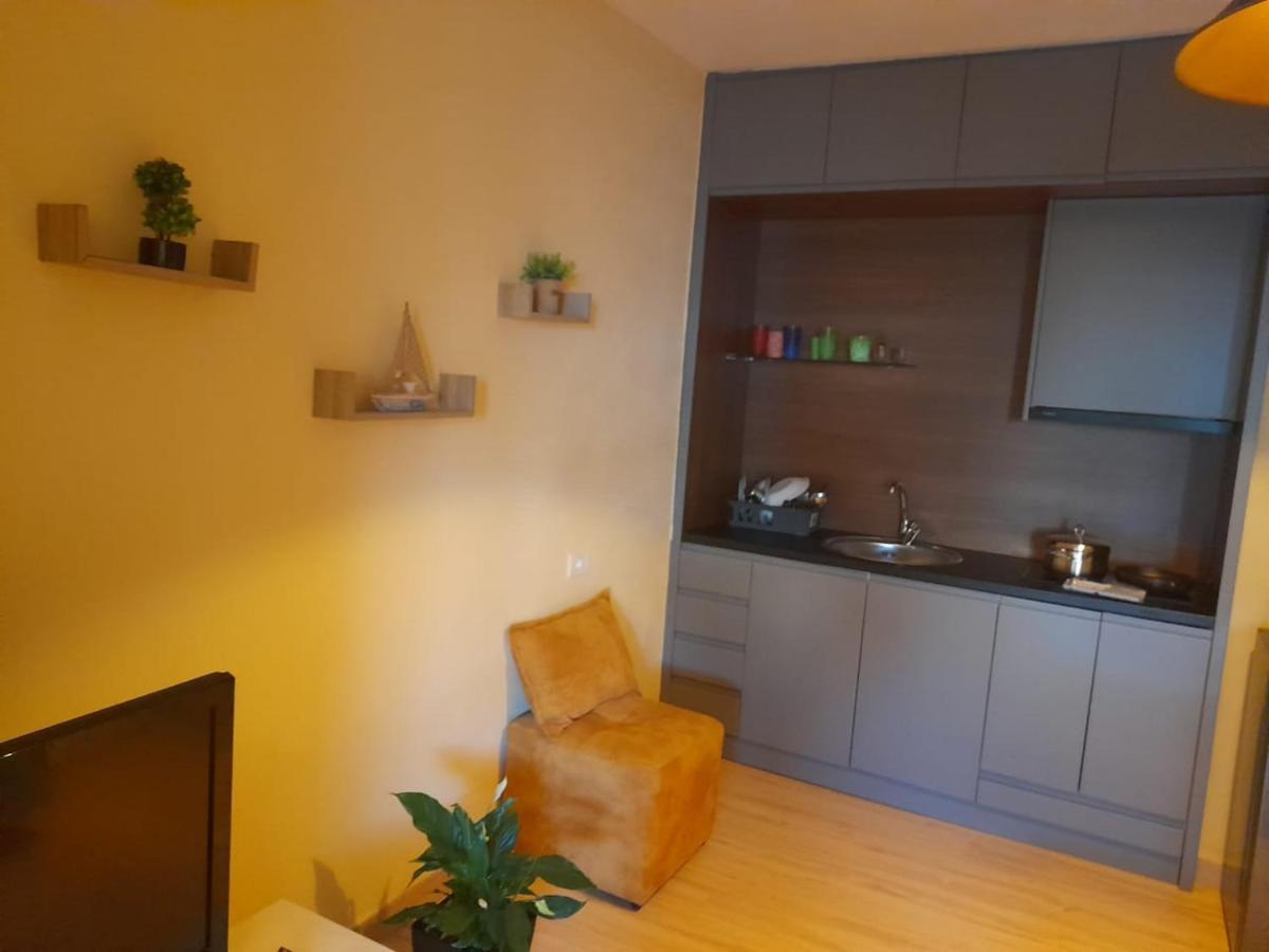 Saranda Beach Apartment Exteriör bild